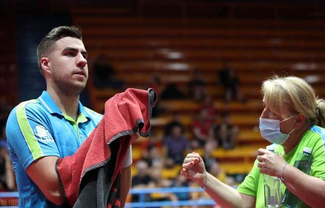 带领球队取 带领球队取