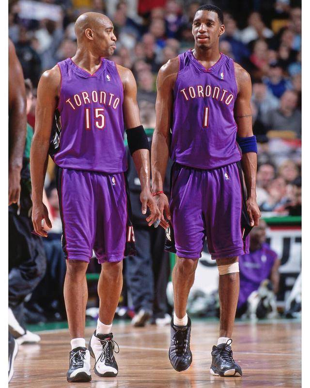 月即捧杯 月即捧杯